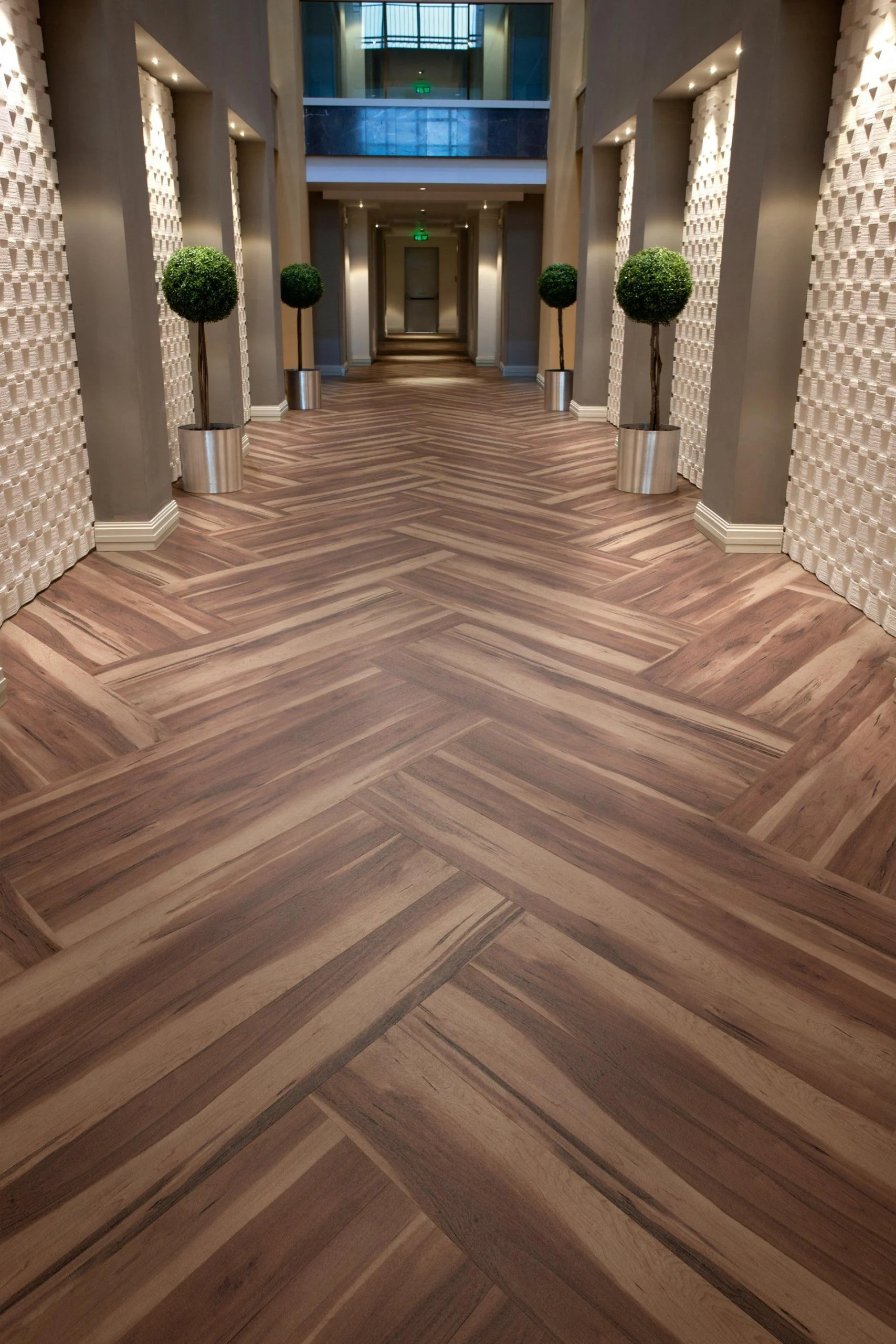 LVT / Karndean / Amtico / Expona / Cavalio Liven up your space with luxury vinyl tiles - exceptional, beautiful floors that inspire and delight, and which